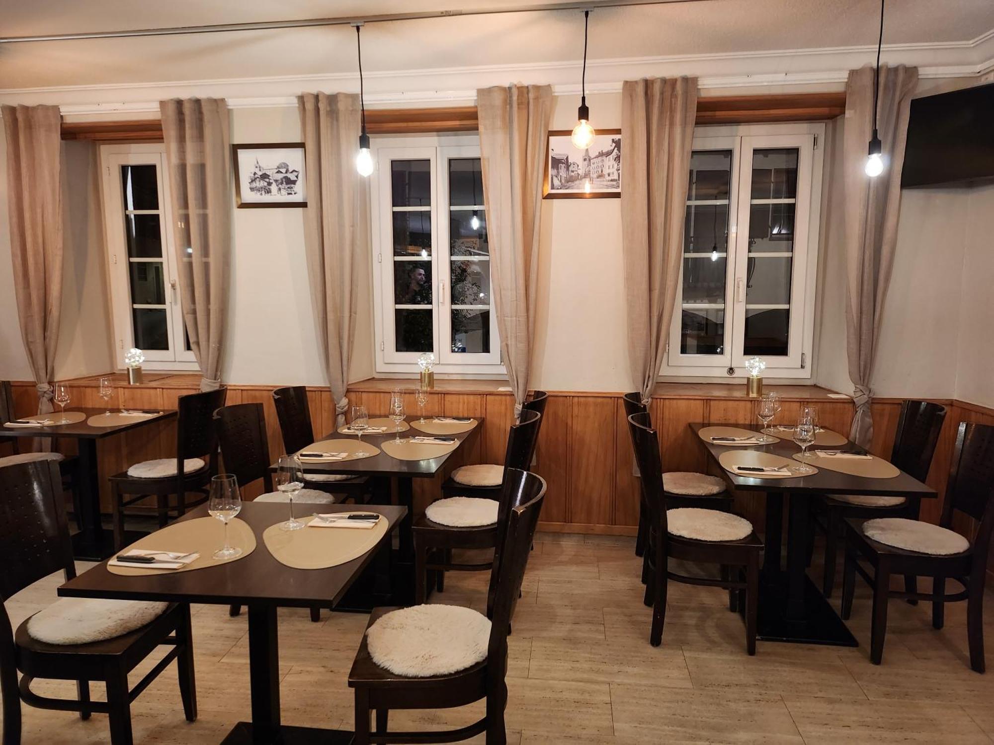 Auberge De L'Union 朗斯 外观 照片